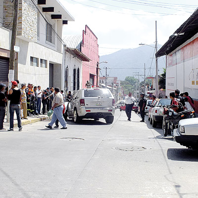 choca contra local