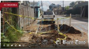 Hidrosistema deja su ‘cochinero’ en la calle 13