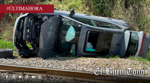 Auto Cupra se sale de la autopista Orizaba–Córdoba y deja cinco heridos, tres son niños