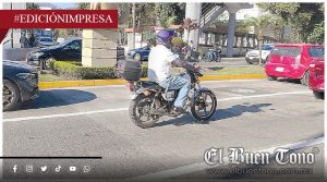 Policía vial sin placas; ‘¿Con qué autoridad moral nos detienen?’, cuestionan