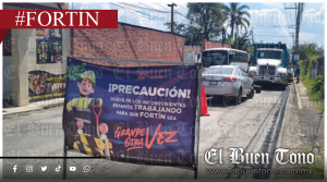 Inician trabajos de bacheo en Tlacotengo