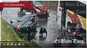 Accidente entre autobús y vehículos particulares provoca volcadura y moviliza a autoridades en el Trébol de Escamela