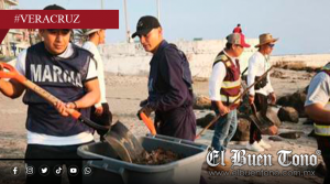 Instalan barreras para contener derrame de petróleo en playas del Golfo de México