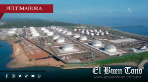 Marina alerta por riesgo a la navegación tras derrame en refinería de Dos Bocas