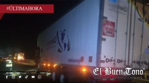 Choque entre tráileres genera cierre parcial y fuerte carga vehicular en la Puebla–Acatzingo