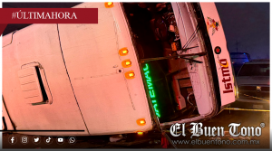 Tragedia en la Veracruz–Alvarado: Vuelca autobús y deja al menos dos muεrtos