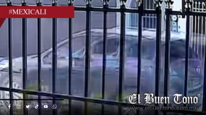 Disp4ran contra policía al llegar a su casa en Mexicali