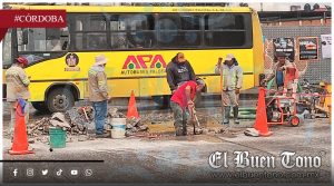 Señalan a Hidrosistema de provocar caos vial en avenida 11 y calle 17