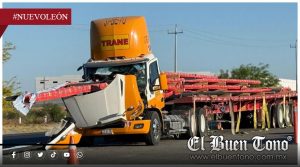 Mvere operador aplastado por carga de acero en autopista de Ciénega de Flores