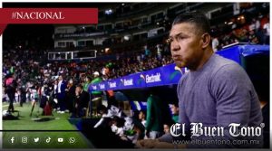 León sufre goleada y Ambriz renuncia al mando