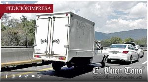 Colisión múltiple afecta circulación; CIERRE PARCIAL EN LA AUTOPISTA