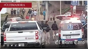 Muɛrɛ estudiante tras choque entre motocicleta y taxi en Tlaltetela