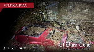 Hombre muεre sepultado en su vehículo tras fuerte tormenta en Oaxaca