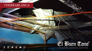 Presunto tornado deja al menos 8 casas destechadas y árboles caídos en Tierra Blanca