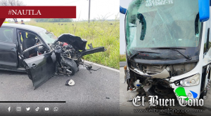 Muerεn tres personas en choque entre auto y autobús en Nautla, Veracruz