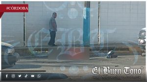 @rrollan a motociclista frente al panteón municipal