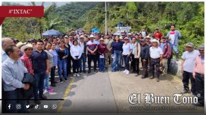Avanza Ixtaczoquitlán con nueva etapa de pavimentación en la sierra