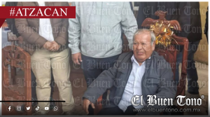 Regalan silla presidencial en Atzacan y desatan señalamientos de uso faccioso del poder