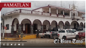 Autoridades policiacas y de la Fiscalía realizaron una requisa en las instalaciones de la Policía Municipal.