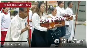 Bendicen los Santos Oleos; participan fieles de la región
