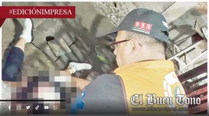 Se pαrte toda su mαndαrina; mujer cαe de escaleras