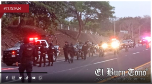 Sujetos arm4dos atacan camioneta en la México–Tuxpan; Conductor es herido a b4lazos