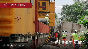 Sigue cerrado paso ferroviario y vehicular en Fortín por descarrilamiento