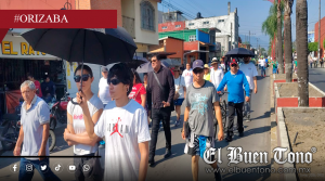 Familiares y amigos marchan en silencio para exigir la aparición con vida de Erik Hernández Cruz, desaparecido en Orizaba