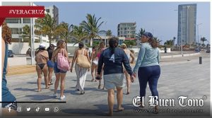 Pánico en Boca del Río, 80 jóvenes quedan varados en alta mar