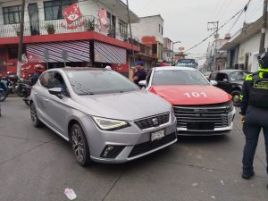 Mujer provoca choque en Córdoba