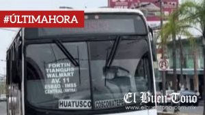 Hombre arm4do asalta autobús con pasajeros en Córdoba–Coscomatepec; realiza disparos y roba 46 mil