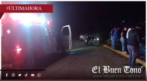 Motociclista pierde el control y cae a barranco en Coscomatepec