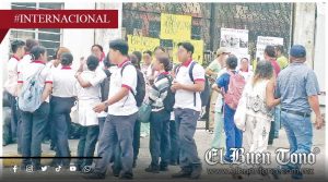 Exigen renuncia de la directora; en escuela de enfermería