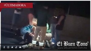 Accidente en carretera 150D deja a motociclista lesionada; fallas en movilidad retrasan atención
