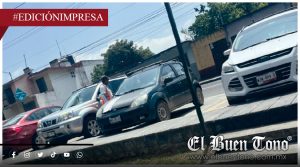 Gobiernan la vía pública franeleros; Alcalde y Tránsito, ausentes