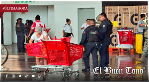 Mujer da a luz en baños de supermercado de Veracruz puerto