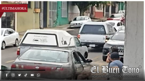 Reportan fallecimiento afuera de la unidad médica de Fortín; vecinos señalan presuntas fallas en la atención