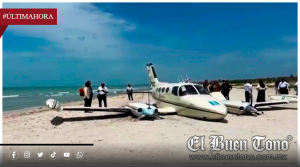 AVIONETA REALIZA ATERRIZAJE DE EMERGENCIA EN PLAYA NORTE, CAMPECHE