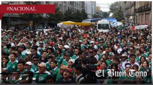 Miles celebran en el Ángel de la Independencia de CDMX la victoria de México