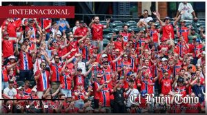 El “remo vikingo” de Noruega invade el Citi Field y enciende el béisbol en EU