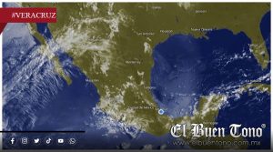 Persisten lluvias intensas y riesgo de deslaves en Veracruz por ingreso de humedad
