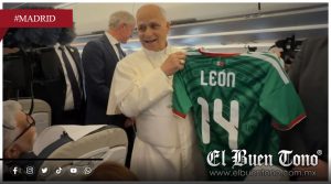 Papa León XIV sorprende al posar con la playera de la Selección Mexicana rumbo al Mundial 2026