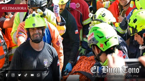 Rescatan con vida a vigilante tras pasar ocho días bajo los escombros en Venezuela