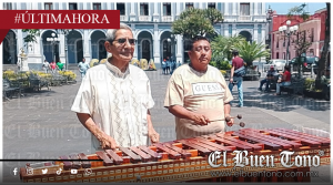 Don Luis Morelos, 63 años haciendo hablar a la marimba