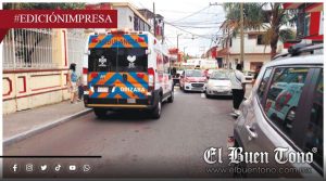 Muere taxista de un infarto; tenía 60 años y se impactó con otro auto.