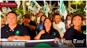 MAT4N A PERIODISTA Y CANDIDATA A GOBERNADORA DURANTE ACTO DE CAMPAÑA EN PERÚ