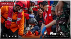 Mar embravecido complica rescate de 129 desaparecidos tras naufragio en Indonesia