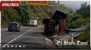 Volcadura provoca afectaciones en las Cumbres de Maltrata