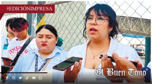 Medicina cumple 18 días sin actividades; alumnos protestan por falta de insumos