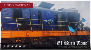 Boris Johnson acusa a Putin de atacar un tren cerca de la frontera con Polonia